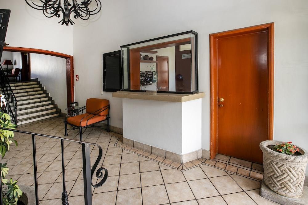 Hotel Arboledas Industrial Guadalajara Esterno foto